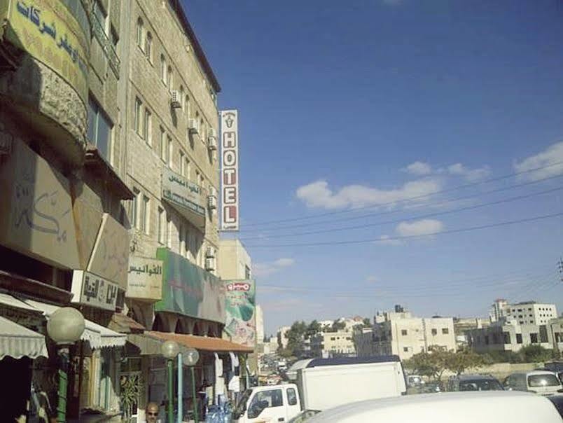 Al Fawanes Hotel Apartments Amã Exterior foto